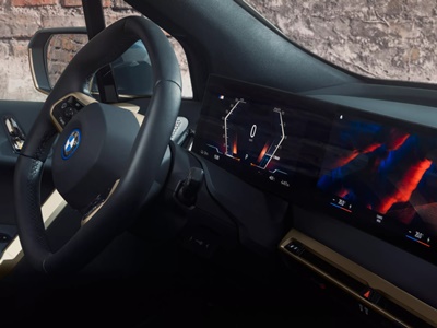 BMW разрешили использовать в своих машинах два разных автопилота