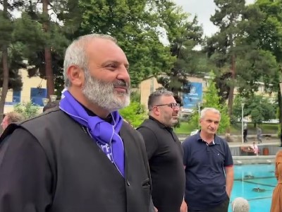 Архиепископ Баграт Галстанян удостоился теплого приема в Капане