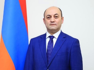 Авет Погосян освобожден от должности замминистра высокотехнологической промышленности Армении