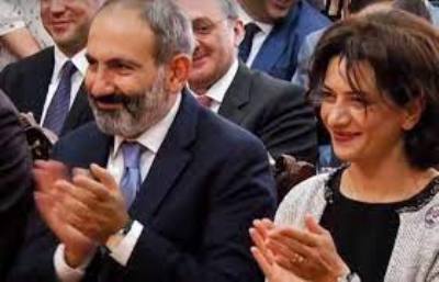«Իրավունք». Ի՞նչ զրույց է ունեցել Աննա Հակոբյանն ամուսնու հետ, որից հետո Նիկոլը դուխավորվել է