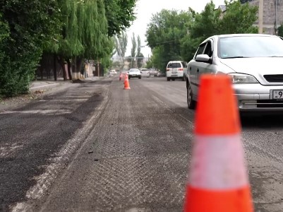 30 տարվա արված ասֆալտ են. Երևանում այս տարի միջին նորոգման ծրագրով նախատեսվում է ասֆալտապատել 55 կմ ճանապարհ