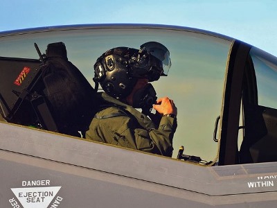 400 հազար դոլար արժողությամբ սաղավարտը F-35 կործանիչը թափանցիկ կդարձնի օդաչուի համար