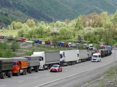 Վերին Լարսի ռուս-վրացական հատվածում ավելի քան 3 հազար բեռնատար է կուտակվել