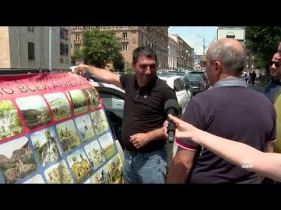 Сотрудники мэрии Еревана конфисковали у водителей туристических автобусов 22 рекламных щита