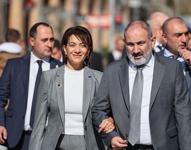 «Իրավունք». Նիկոլի մոտ մարզպետների քնությունն այդքան էլ հարթ չի անցել. Պատճառը Նիկոլի կինն է