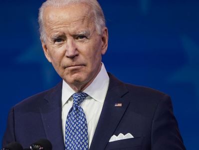 Байден не удивлен решением суда закрыть дело Трампа об обращении с секретными документами