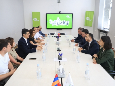 Ոլորտային խնդիրների լուծման շուրջ աշխատանքեր են տարվում. Մխիթար Հայրապետյանն այցելել է Ucom ընկերություն