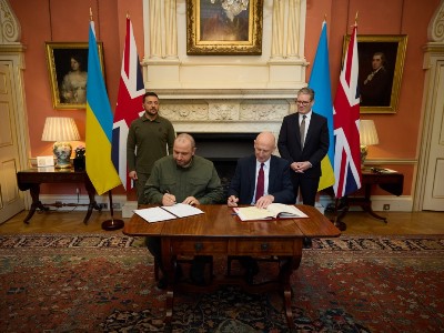 Ukraine and Britain sign defense agreement worth more than $2.5 billion