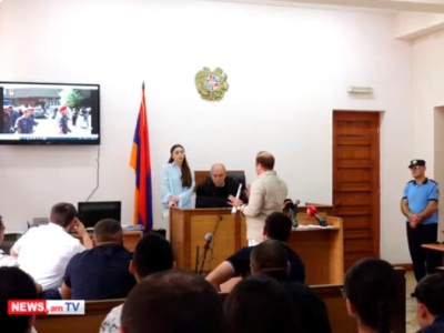 Որտե՞ղ տեսաք, որ Լևոն Քոչարյանը հպվել է ոստիկաններին ու ինչպե՞ս խոչընդոտել բերման ենթարկելուն. պաշտպան