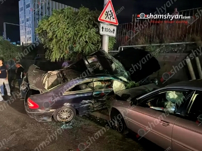 Իսակովի պողոտայում բախվել են Mercedes-ը, Honda-ն ու Opel-ը. Mercedes-ը «փաթաթվել է» էլեկտրասյանը. կան վիրավորներ