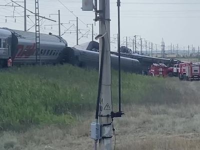 В Волгоградской области сошел с рельсов пассажирский поезд Казань – Адлер