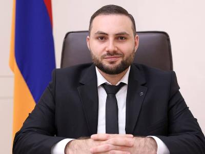 Мовсес Арутюнян назначен пресс-секретарем председателя парламента Армении