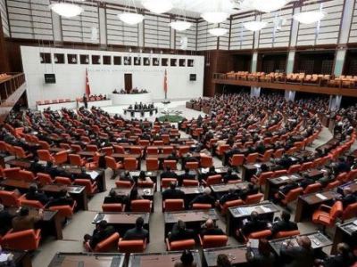 Թուրքիայի խորհրդարանում պատգամավորները ծեծել են իրար