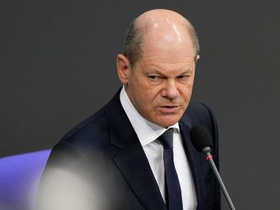 Шольц не считает, что Германия хочет сократить поддержку Украины