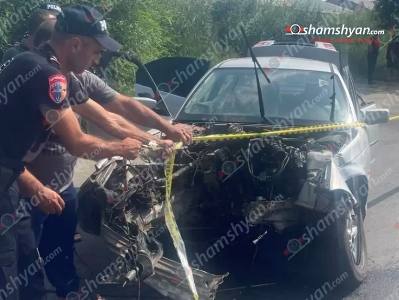 «BMW»-ն Սարդարապատ գյուղում բախվել է ծառին. մահացածին հայտնաբերել են ավտոմեքենայից դուրս. Shamshyan.com