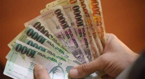 Ում՝ պարգևավճարներ, իսկ ում էլ՝ նվազագույն զամբյուղի... «պոչ». «Փաստ»
