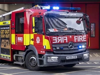 More than 100 people evacuated from burning high-rise in London