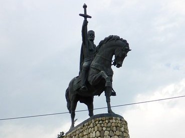 Georgia decides to erect monument of King Irakli II who placed the country under Russian Empire