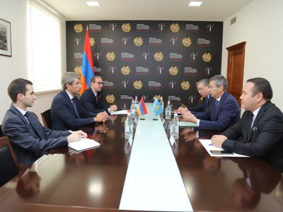 Հայաստանն ու Ղազախստանը խորացնում են գործակցությունն արդարադատության ոլորտում. նախարարն ընդունել է Ղազախստանի դեսպանին