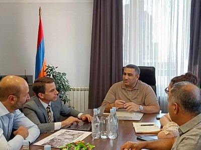 Седракян и Ламберт обсудили программу строительства станций «Ачапняк» и «Сурмалу» Ереванского метрополитена