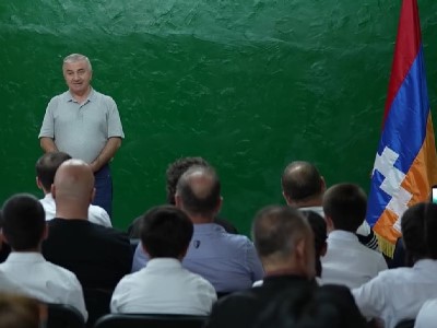 Արցախ վերադարձի երազանքին հասնելու համար համախմբված լինելն այլընտրանք չունի. Արցախի թեմը հանդիպում է կազմակերպել
