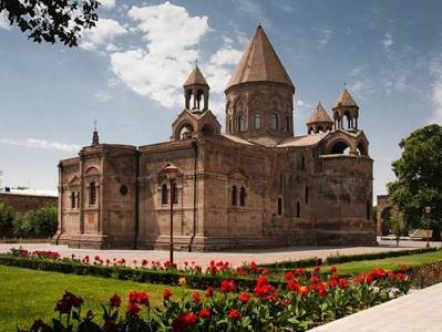 Հայ եկեղեցին այսօր նշում է Ս. մարգարեներ Եզեկիելի, Եզրի և Զաքարիայի՝ Ս. Հովհաննես Մկրտչի հոր հիշատակության օրը