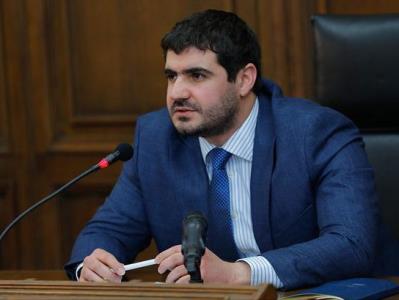 «Ձեր չափերն անցնում եք, ես հանգիստ եմ». վեճ՝ Արման Եղոյանի եւ Արմեն Գեւորգյանի միջեւ