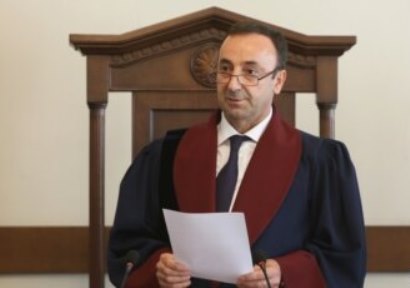 Դատարանը պետք է կայացնի արդարացման դատավճիռ. Թովմասյանի պաշտպանը դատավորին ինքնաբացարկի միջնորդություն չներկայացրեց