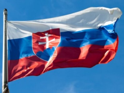 Bloomberg: ЕС рассматривает блокирование средств Словакии из-за отхода от демократии