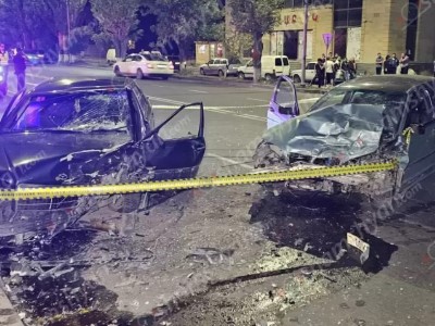 Գյումրիում բախվել են «Mercedes»-ն ու «BMW»-ն․ կա 3 վիրավոր․shamshyan.com