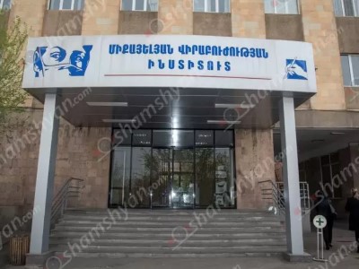 В Ереване напали на врача: он сломал себе плечо