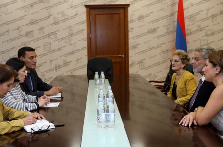 Ժաննա Անդրեասյանն ընդունել է «Ավետարան ըստ Փարաջանովի» վավերագրական ֆիլմի հովանավորներին
