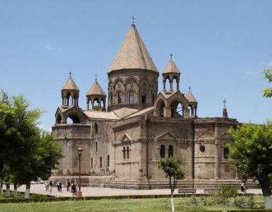 Mother See publicizes Holy Myron blessing, Holy Etchmiadzin Cathedral re-consecration schedule
