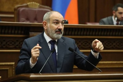 «Փաստ». Փաշինյանը նորից իր «ռեպերտուարի» մեջ է, և անցել է ներքաղաքական «հարցեր լուծելու» իր սիրելի մեթոդին