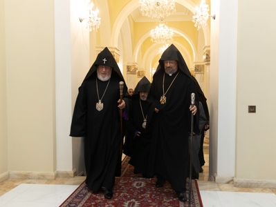 Armenian Patriarch of Constantinople arrives at Mother See of Holy Etchmiadzin