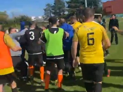Turkish fans attack with knives Armenian footballers in France, fight occurs