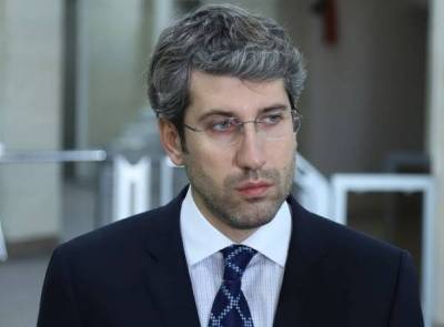 «Հրապարակ». Գրիգոր Մինասյանի դեմ ստորագրություններն արդեն Նիկոլ Փաշինյանի սեղանին են