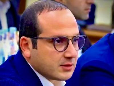 Բա գնացե՛ք արտահերթ ընտրությունների, ինչու՞ եք ոտներդ կախ գցում. Դուխո՛վ. Երևանի ավագանու անդամ