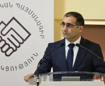 «Հրապարակ». Կապանի ՔՊ ղեկավարն ազատվել է պաշտոնից. նրա նոտար քրոջ գլխին էլ են սեւ ամպեր կուտակվում