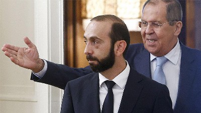 Armenia FM travels to Moscow