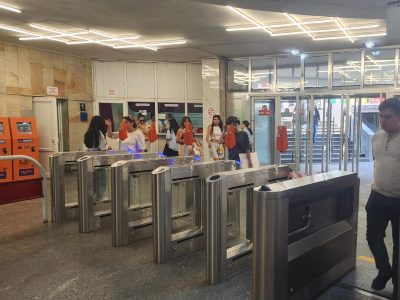 Мэр: В Ереванском метро до конца месяца больше не будет жетонов