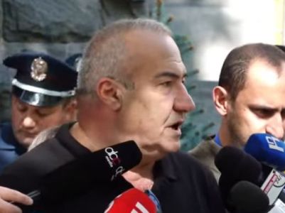 Отец погибшего военнослужащего: Пашинян говорит «я не владею ситуацией» и перекинулся на свой вид спорта