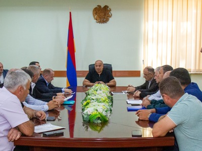 Տավուշի մարզպետարանում քննարկվել է աղետի գոտում գյուղատնտեսության ոլորտում բնակչության վնասի փոխհատուցման հարցը