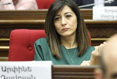 «Իրավունք». Ինչո՞ւ նախարար դառնալու Արփի Դավոյանի «մուրազը փորը մնաց»