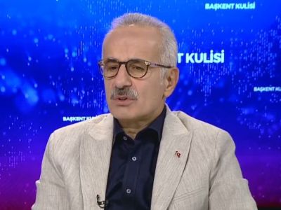 Турецкий министр: Коридор из Азербайджана в Нахиджеван может проходить по территории как Ирана, так и Армении