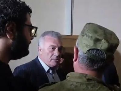 Пресс-секретарь: Рубена Акопяна вывели из Национального Собрания за оскорбления спикера парламента Армении
