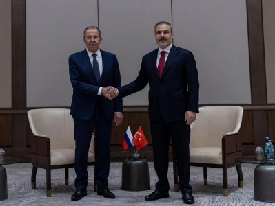 «3+3» գագաթնաժողովի շրջանակում հանդիպել են Թուրքիայի և ՌԴ արտգործնախարարները