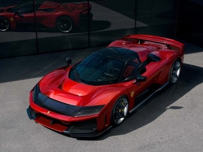 Ferrari представила новое спортивное купе F80