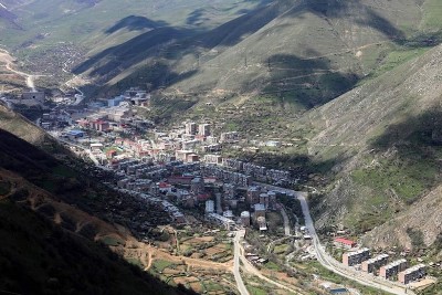 «Փաստ». Ինչի՞ հաշվին է միջին ամսական աշխատավարձի ցուցանիշով առաջատարը Սյունիքի մարզը