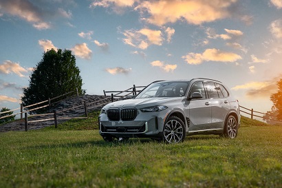 BMW  в честь 25-летия модели  X5 представил ограниченную серию  Silver Anniversary Edition с уникальным пакетом